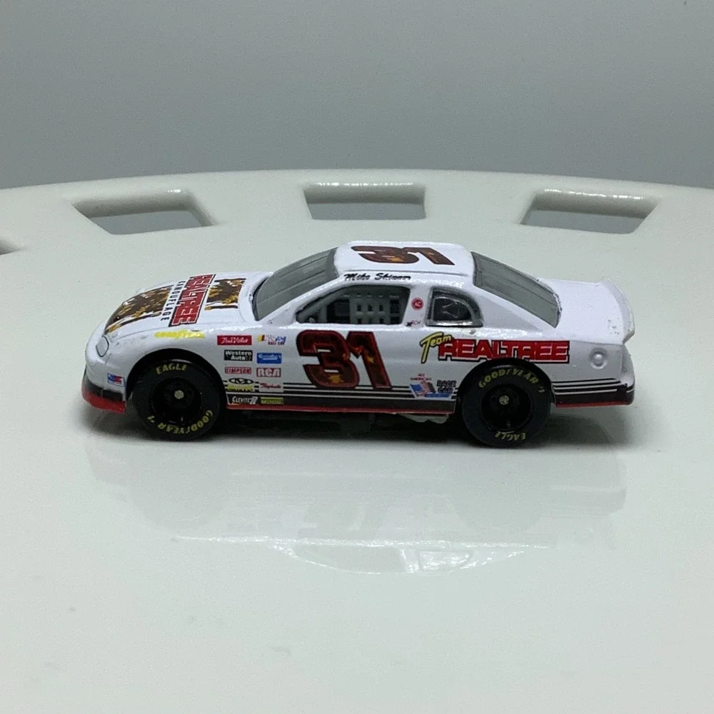1996 Racing Champions NASCAR Winston Cup 1:64 Mike Skinner #31 Realtree‎ - LOOSE